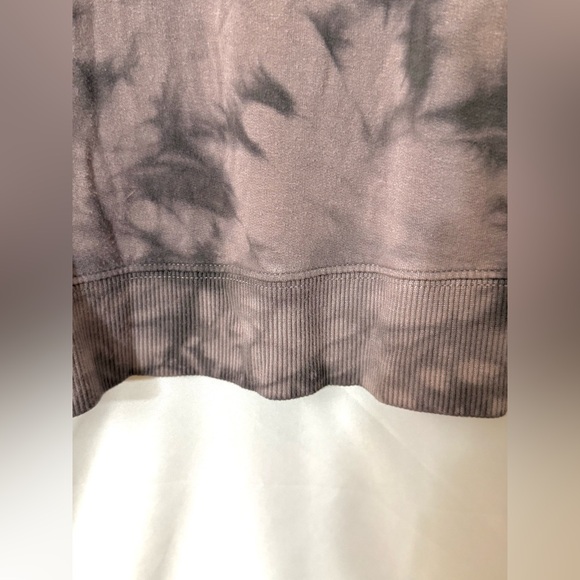 JoyLab Tie Dye Lightweight Sweatshirt With Thumb Holes And Side Slit Size XS - Picture 6 of 9